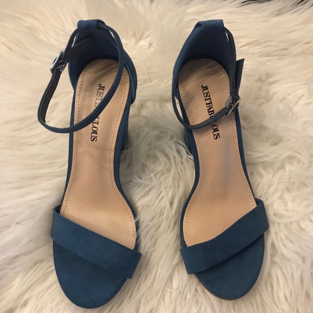 New blue sandals .